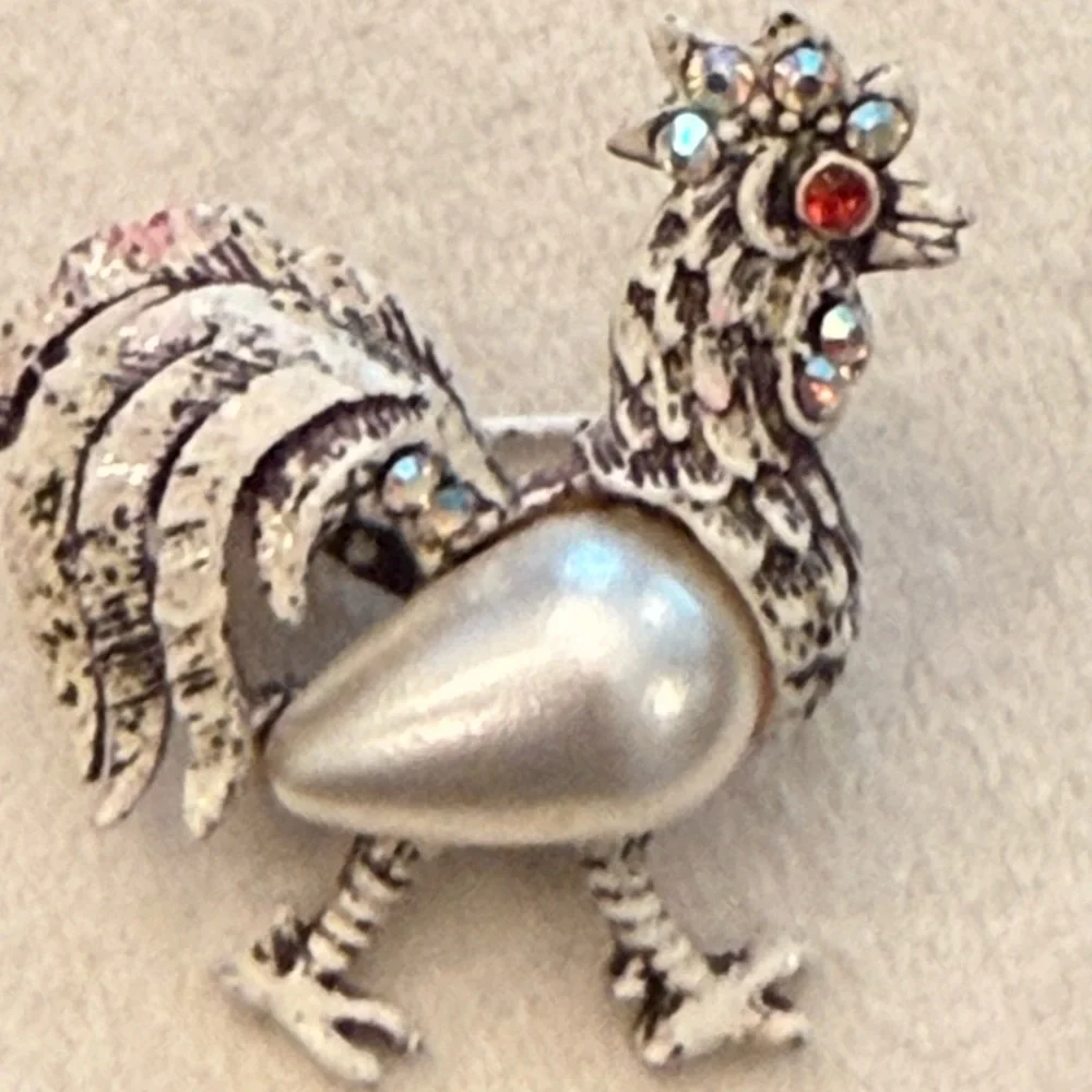 Silver‎ Tone Rooster brooch Faux Pearl Aurora Borealis Crystals Fancy Farmhouse